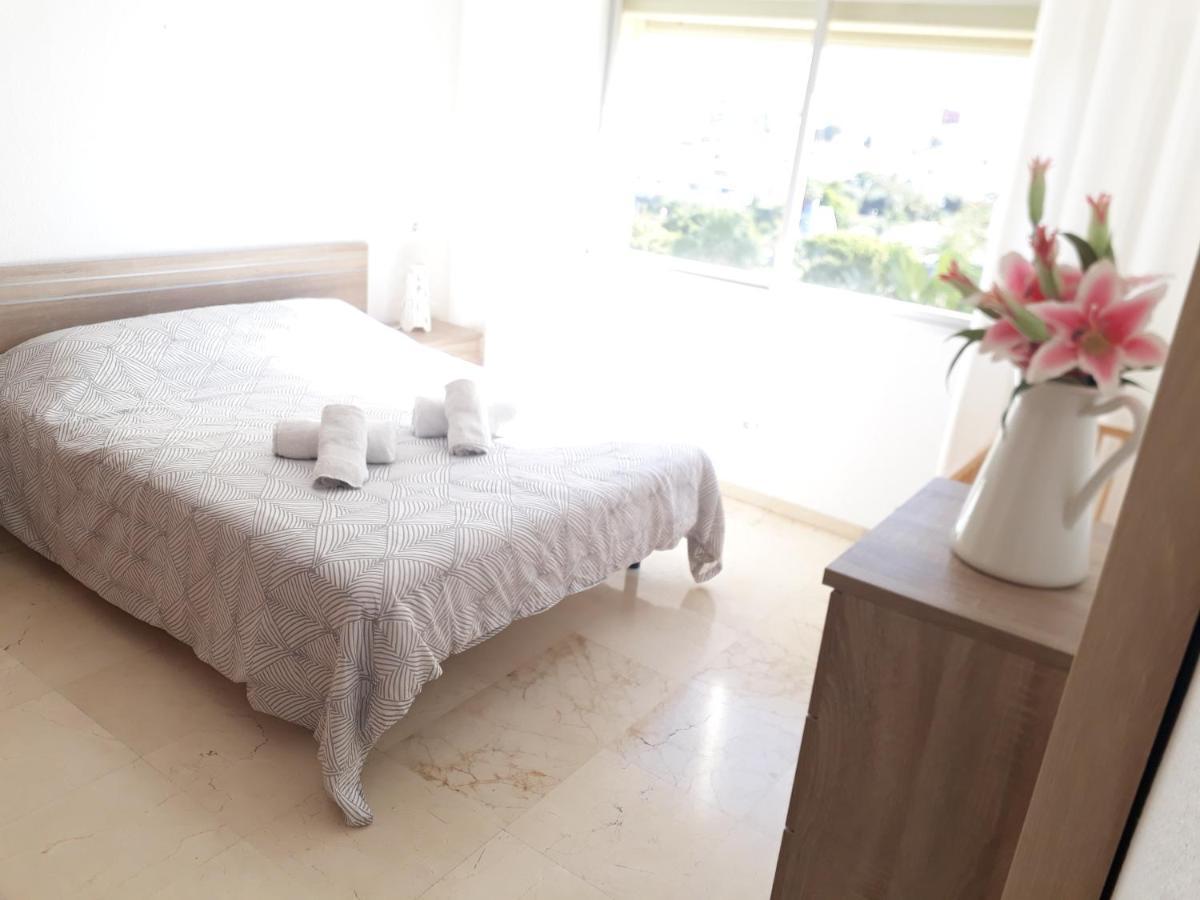 Urbanizacion Puerto Paraiso Estepona Eksteriør billede