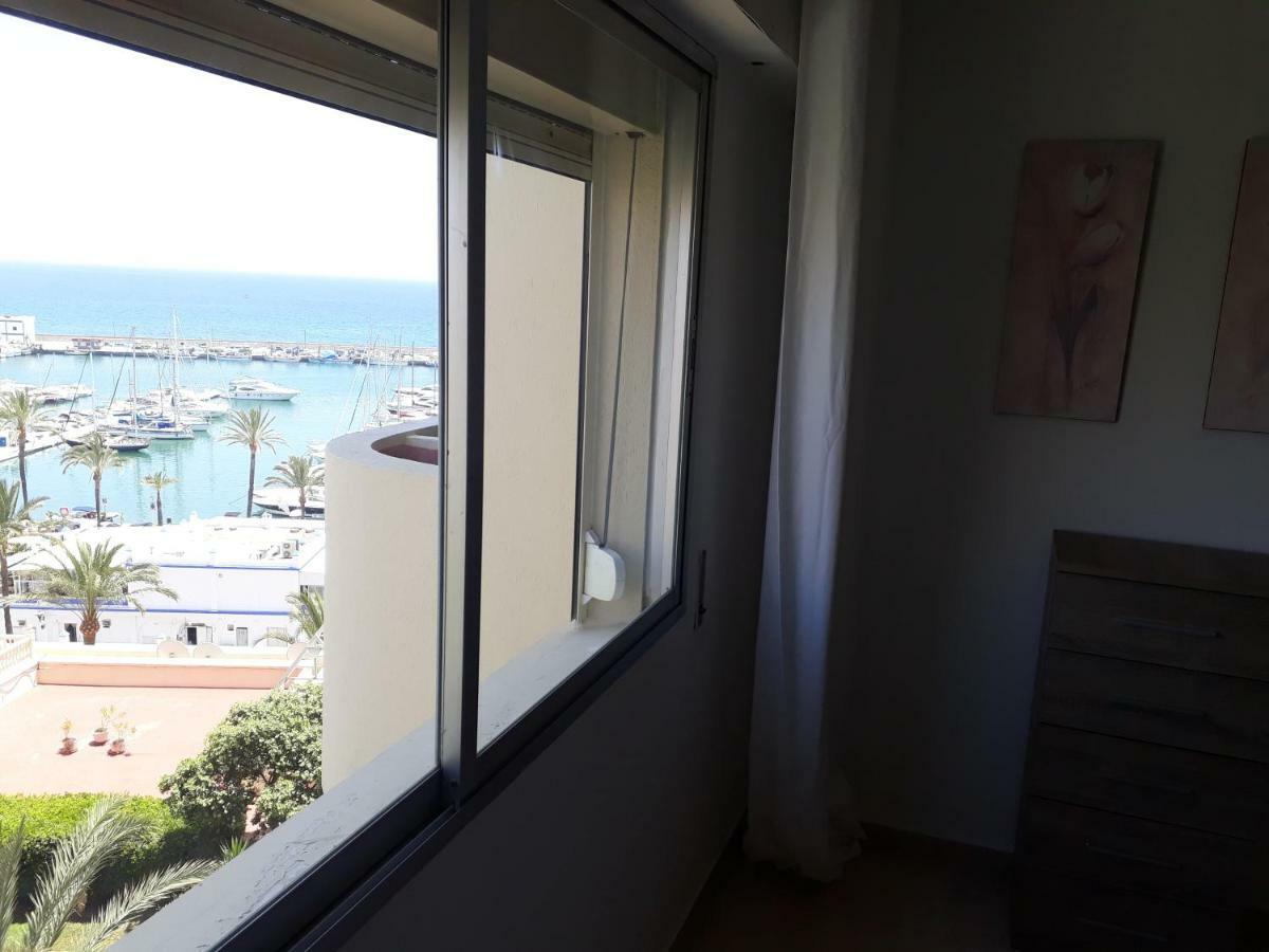 Urbanizacion Puerto Paraiso Estepona Eksteriør billede